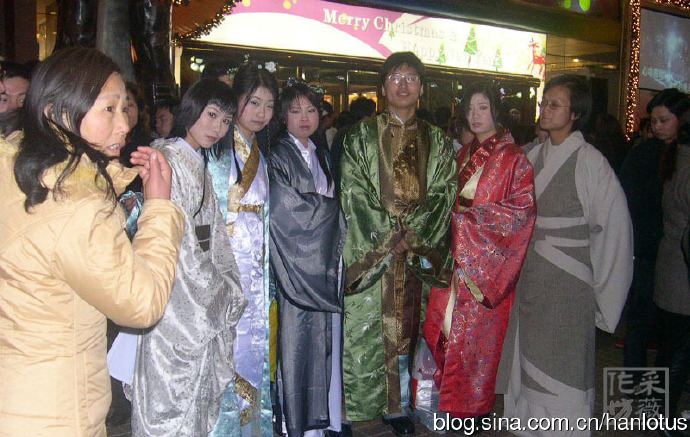 [转载]恢复汉服十年风雨路——汉流莲视觉之践行篇（二）