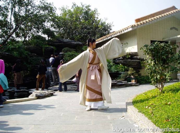 [转载]恢复汉服十年风雨路——汉流莲视觉之践行篇（二）