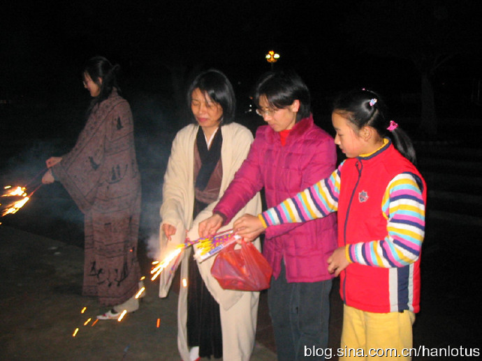 [转载]恢复汉服十年风雨路——汉流莲视角之践行篇（四）