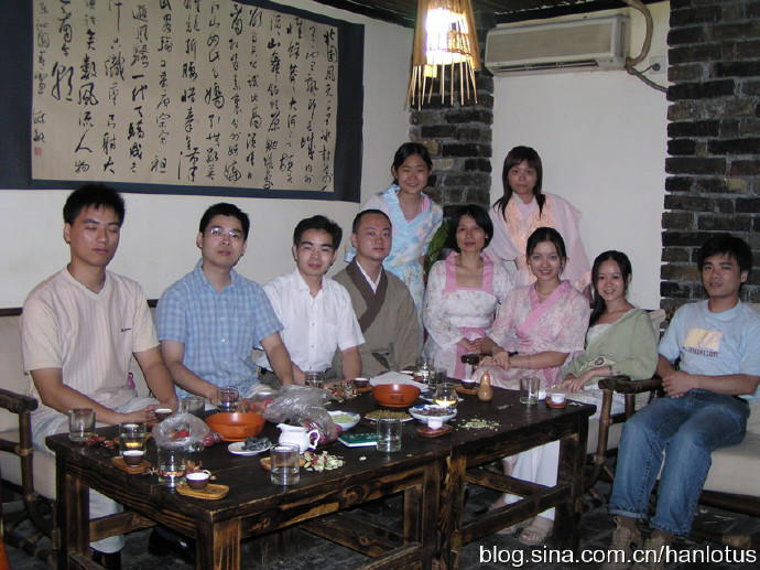 [转载]恢复汉服十年风雨路——汉流莲视角之践行篇（四）