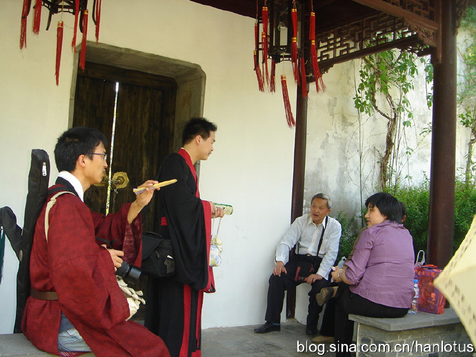[转载]恢复汉服十年风雨路——汉流莲视角之践行篇（七）